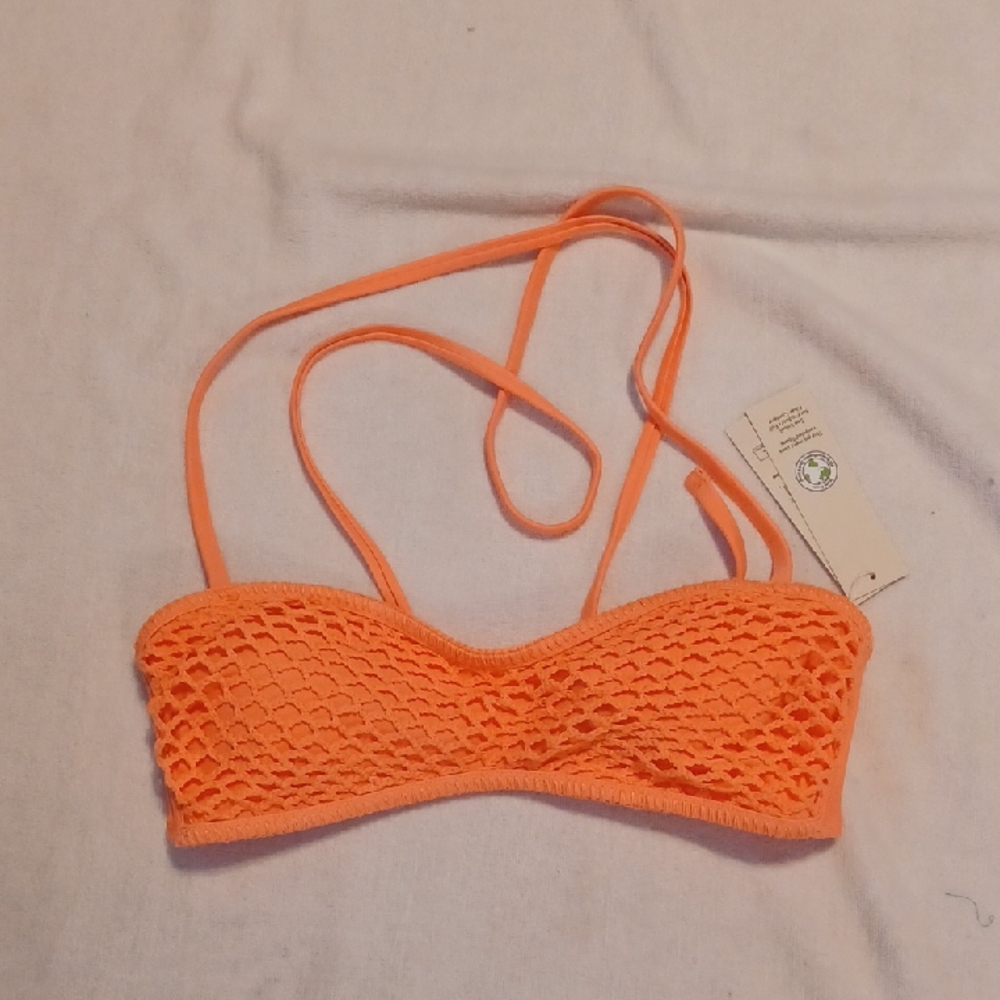 No Boundaries Vibrant Orange Crochet Bikini Top Size Medium